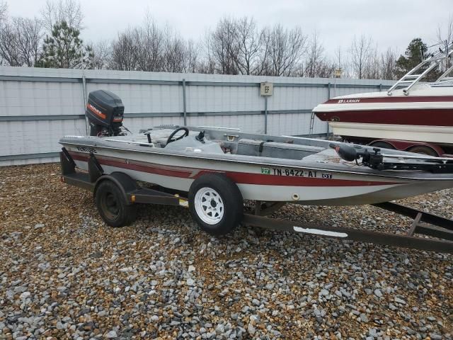 1983 Venture Bass Boat