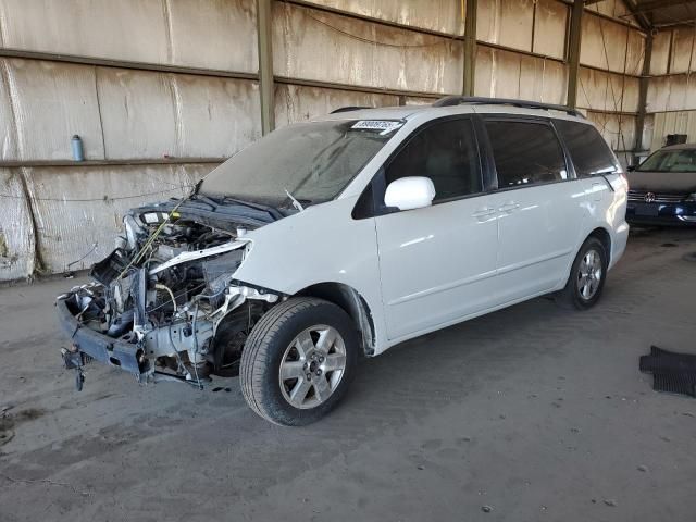 2008 Toyota Sienna XLE