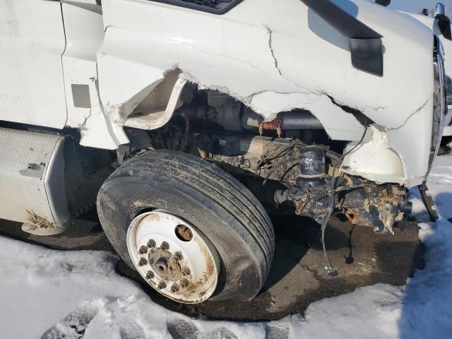 2020 Freightliner Cascadia 126