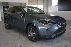 Toyota Venza Vehiculos salvage en venta: 2022 Toyota Venza LE