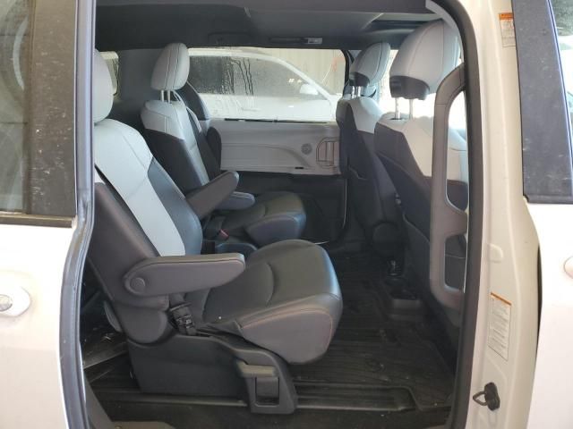 2023 Toyota Sienna XSE