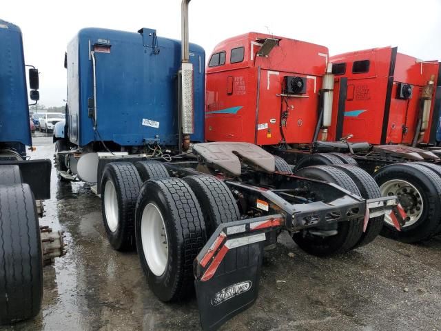 2007 Freightliner Conventional Columbia