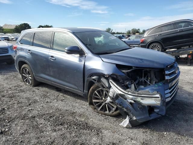 2018 Toyota Highlander SE