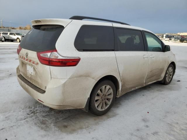 2017 Toyota Sienna LE