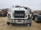 2025 Mack MD
