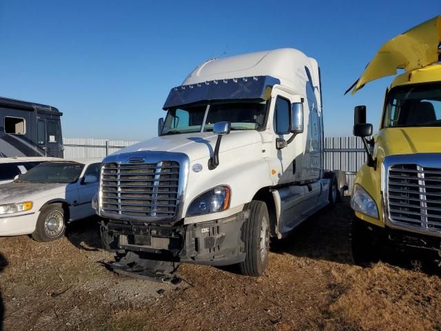 2013 Freightliner Cascadia 125