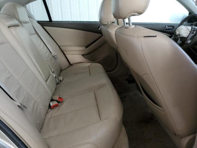 2010 Nissan Altima Base