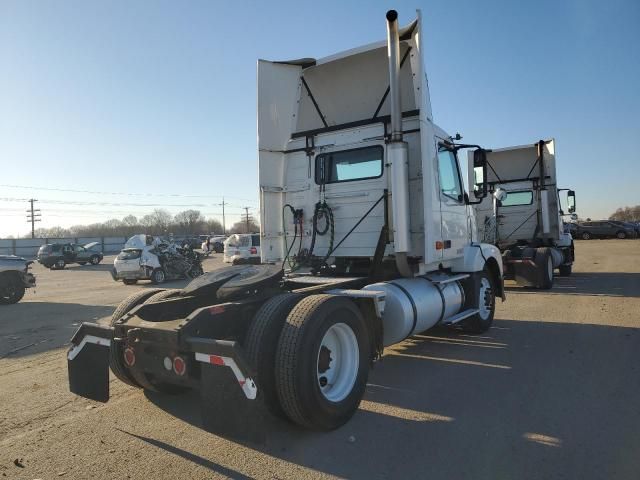 2007 Volvo VN VNL