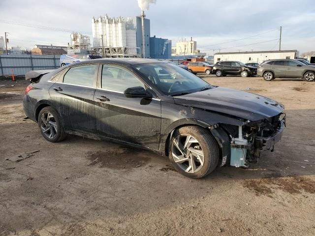 2025 Hyundai Elantra SEL