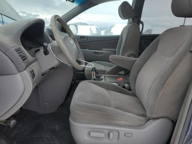 2006 Toyota Sienna CE