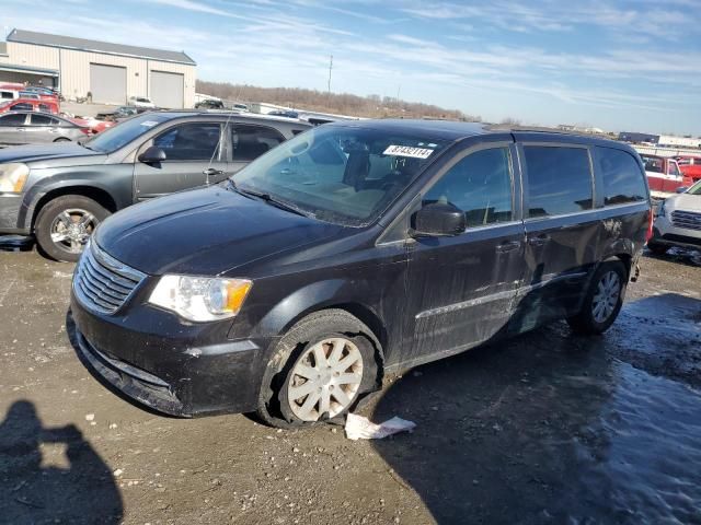 2016 Chrysler Town & Country Touring