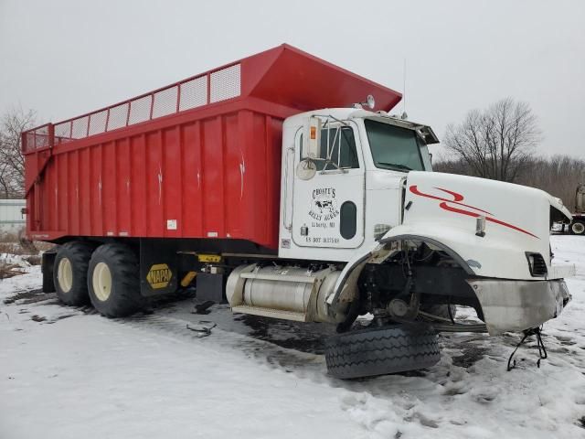 2000 Peterbilt 330