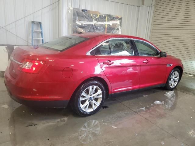 2010 Ford Taurus SEL