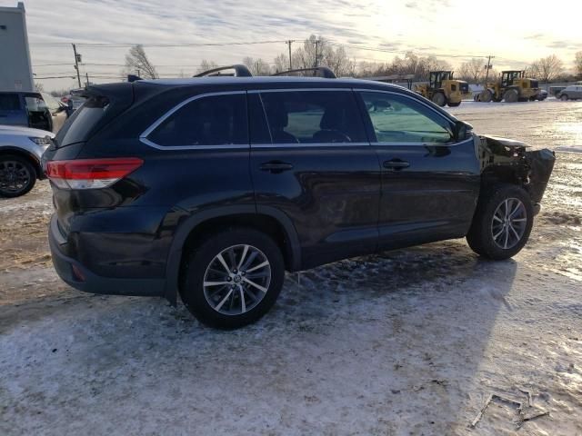 2018 Toyota Highlander SE