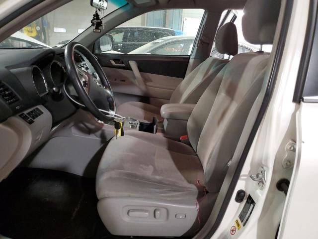 2013 Toyota Highlander Base