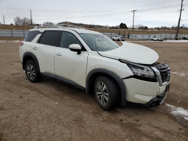 2023 Nissan Pathfinder SL