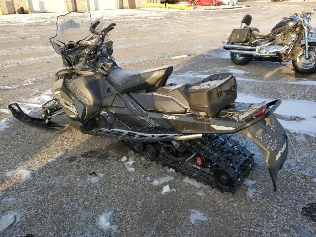 2018 Skidoo Renegade