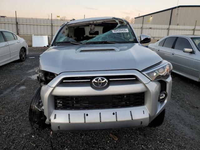 2023 Toyota 4runner SE