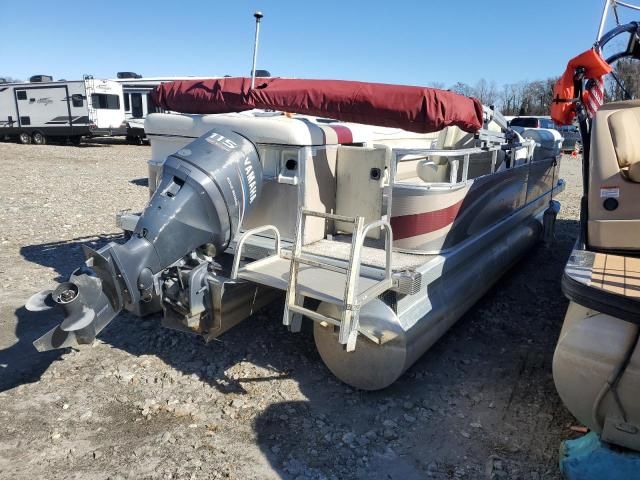 2009 Bennington Marine Pontoon