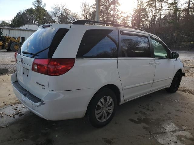 2009 Toyota Sienna CE