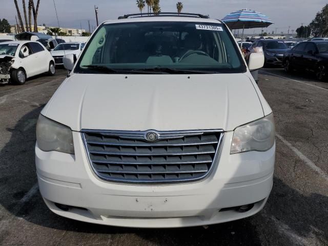 2010 Chrysler Town & Country Touring