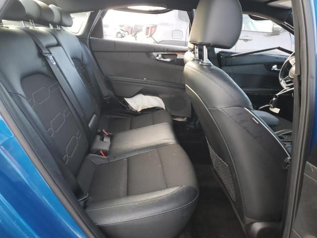 2023 KIA Forte GT Line