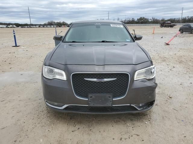2020 Chrysler 300 Touring