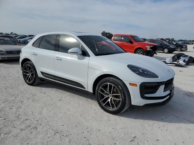 2022 Porsche Macan