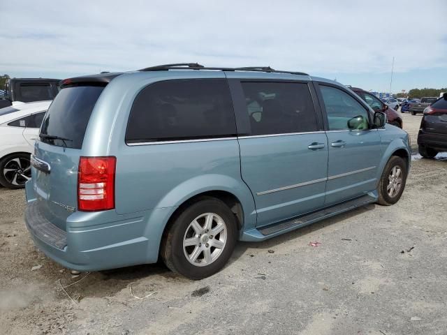 2010 Chrysler Town & Country Touring