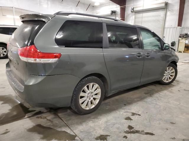 2014 Toyota Sienna XLE