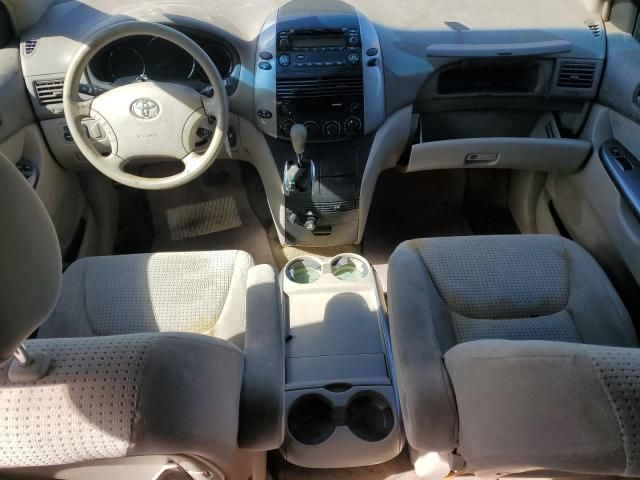 2006 Toyota Sienna CE