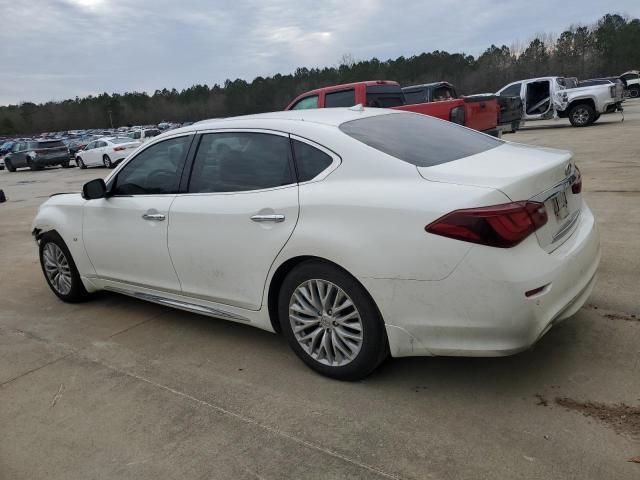 2016 Infiniti Q70 3.7