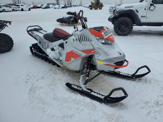 2021 Skidoo 2021 Skidoo Freeride