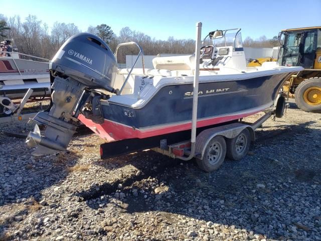 2013 Sea Hunt Boat