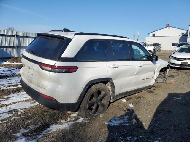 2022 Jeep Grand Cherokee Laredo