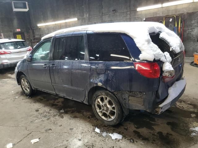 2006 Toyota Sienna XLE