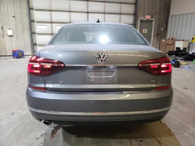 2018 Volkswagen Passat SE