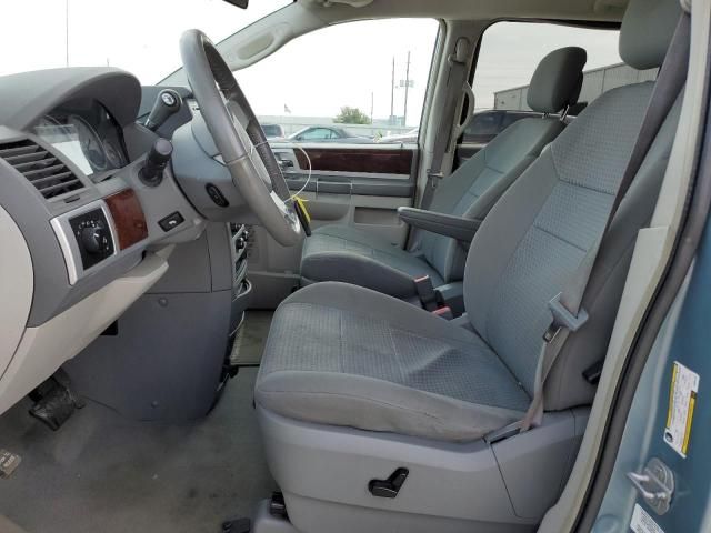 2010 Chrysler Town & Country Touring