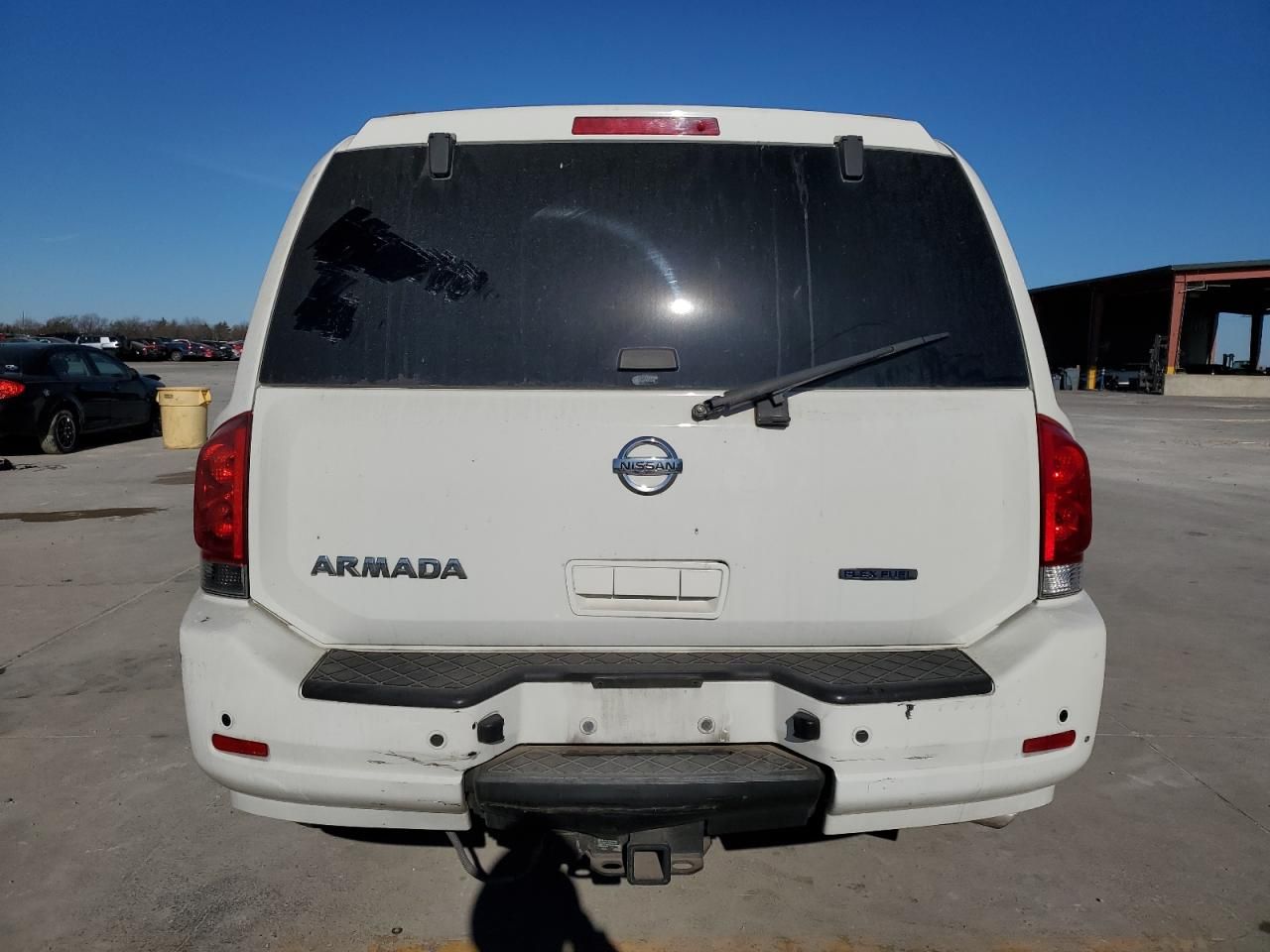 2011 Nissan Armada sv