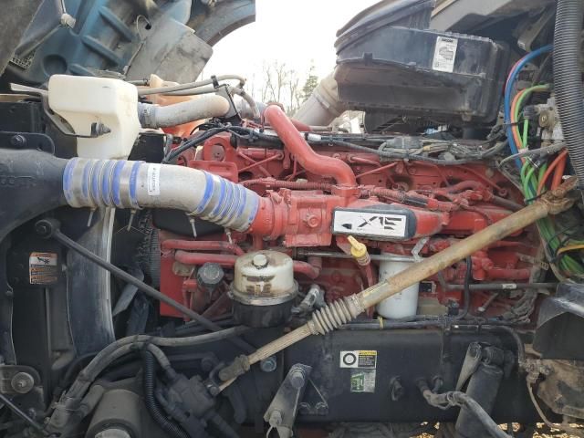 2019 Kenworth Construction T880