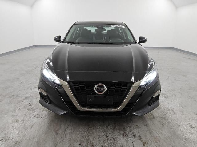 2021 Nissan Altima SR