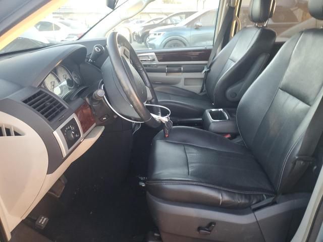 2010 Chrysler Town & Country Touring Plus