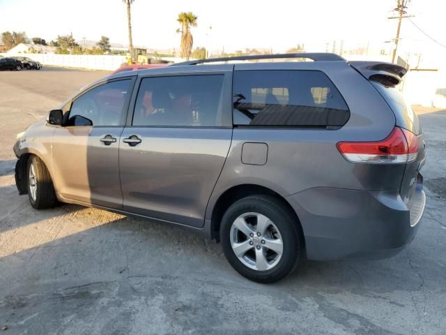 2011 Toyota Sienna LE