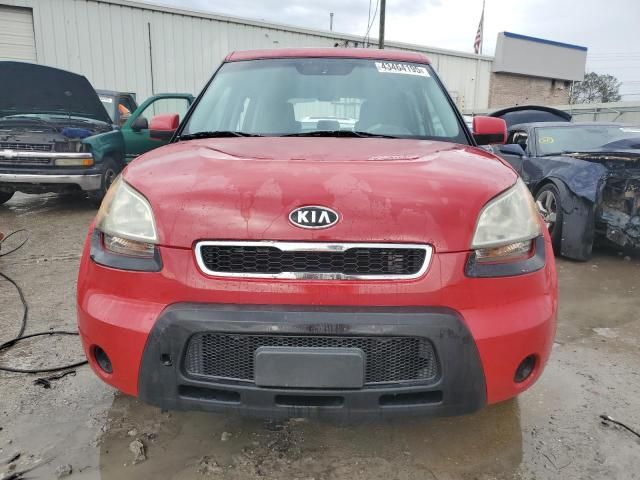 2010 KIA Soul +