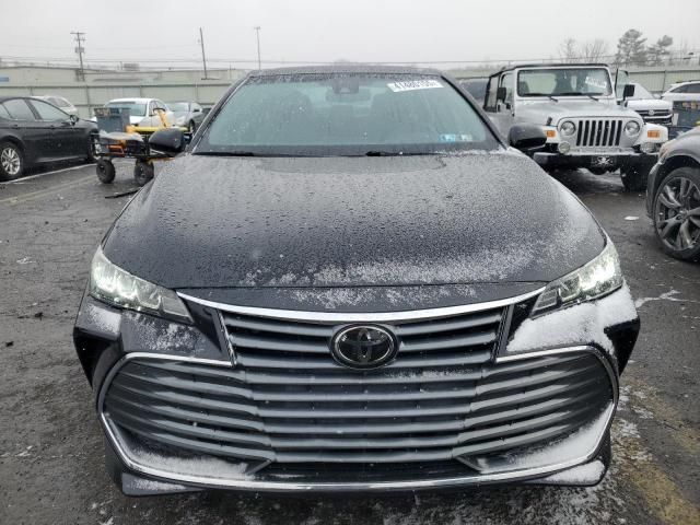 2020 Toyota Avalon XLE