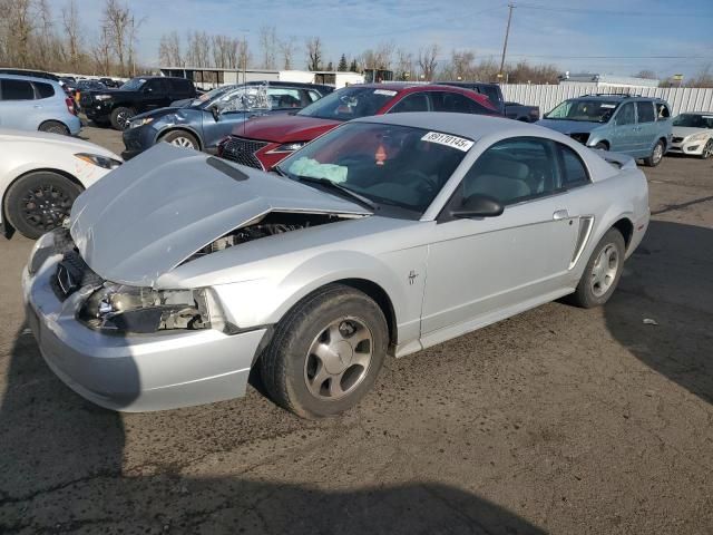 2000 Ford Mustang