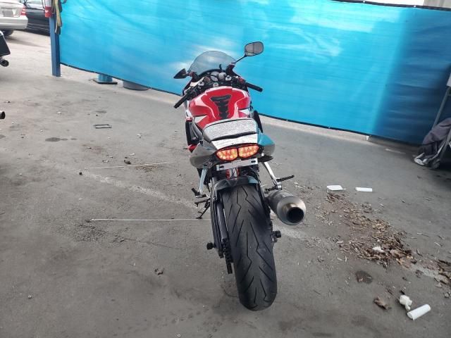 2004 Yamaha YZFR6 L