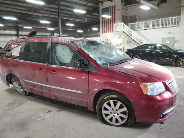 2013 Chrysler Town & Country Touring