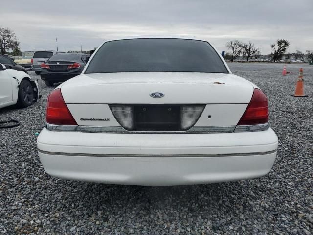 2004 Ford Crown Victoria LX