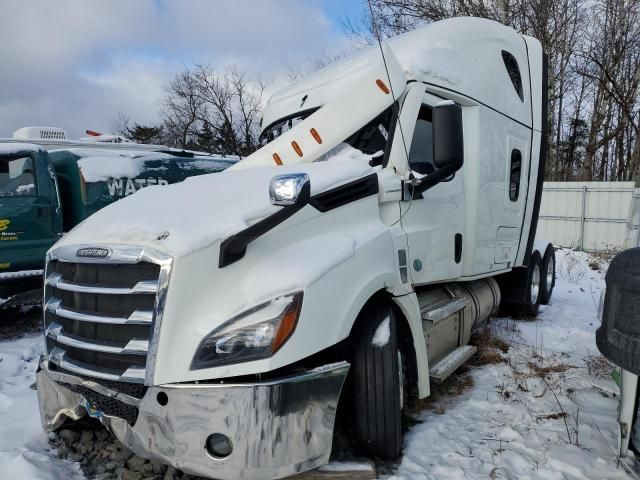 2022 Freightliner Cascadia 126